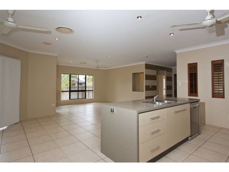 7 Scarisbrick Drive, Kirwan QLD 4817