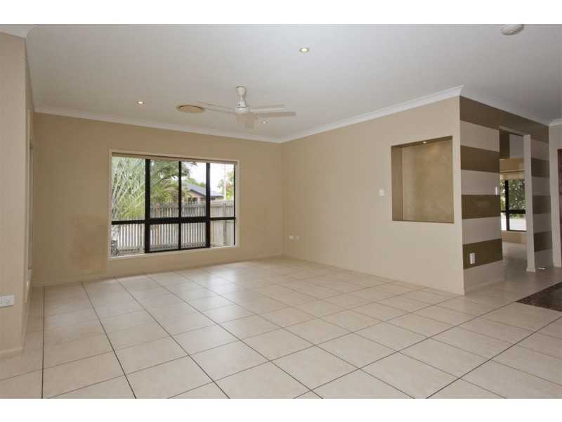 7 Scarisbrick Drive, Kirwan QLD 4817