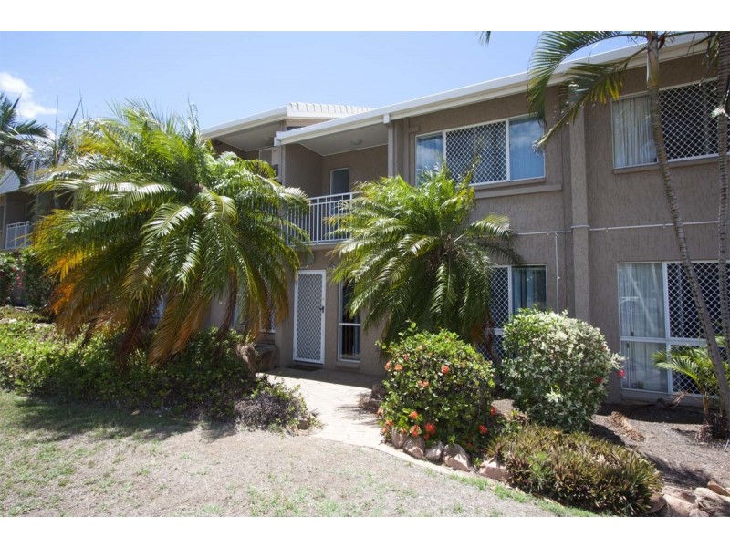 4/4 Stuart Street, North Ward QLD 4810