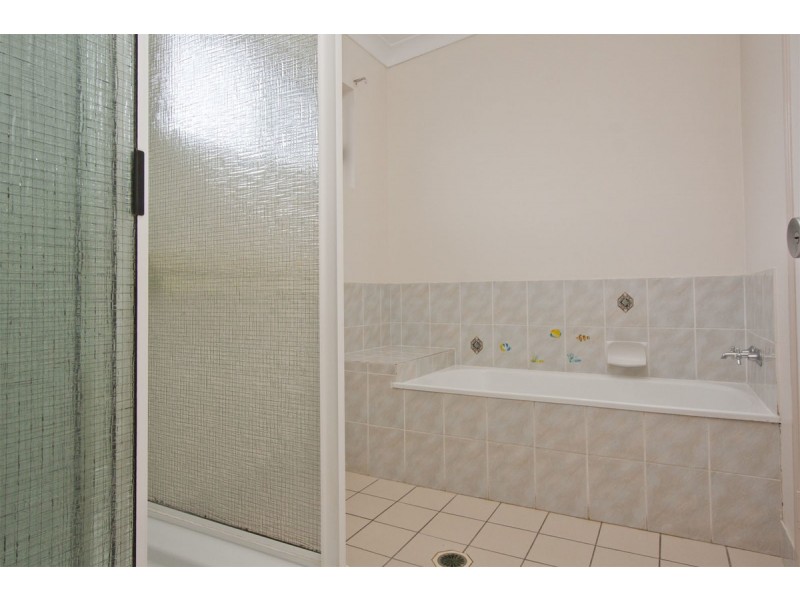 3 Koala Court, Kelso QLD 4815