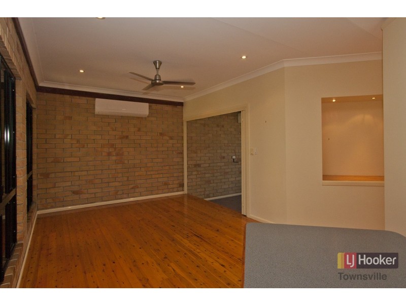 6 Goicoechea Drive, Bushland Beach QLD 4818