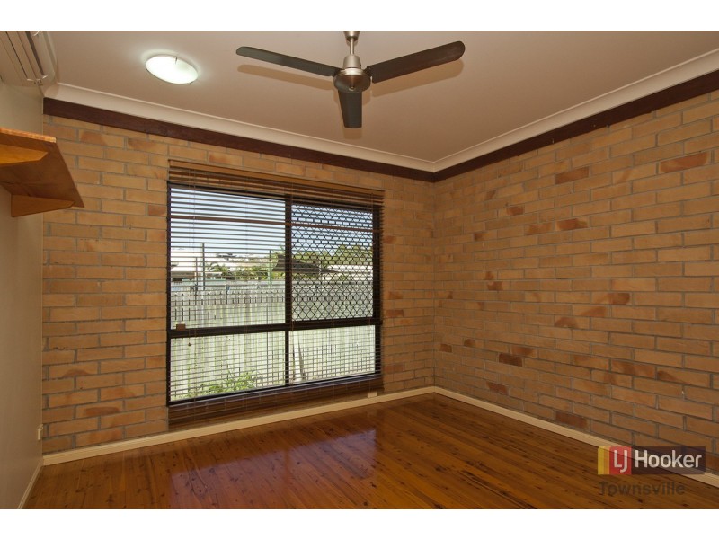 6 Goicoechea Drive, Bushland Beach QLD 4818