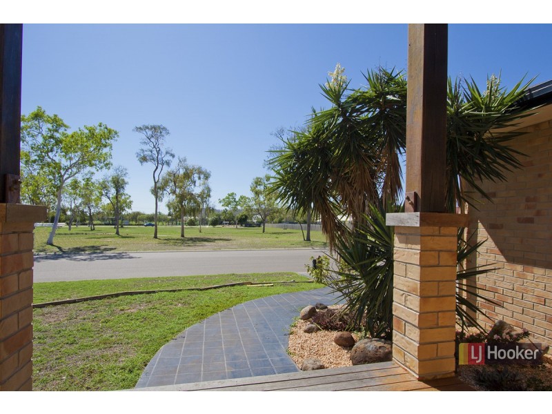 6 Goicoechea Drive, Bushland Beach QLD 4818