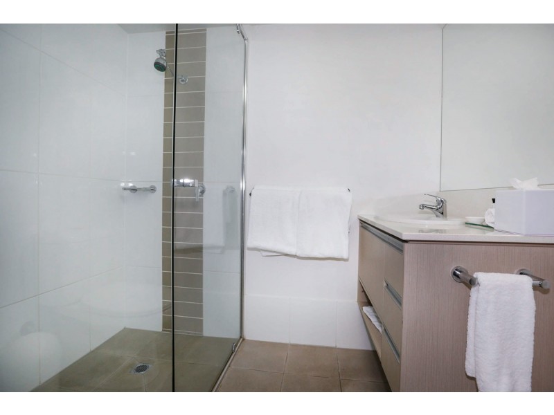 130/1B Sporting Drive, Thuringowa Central QLD 4817