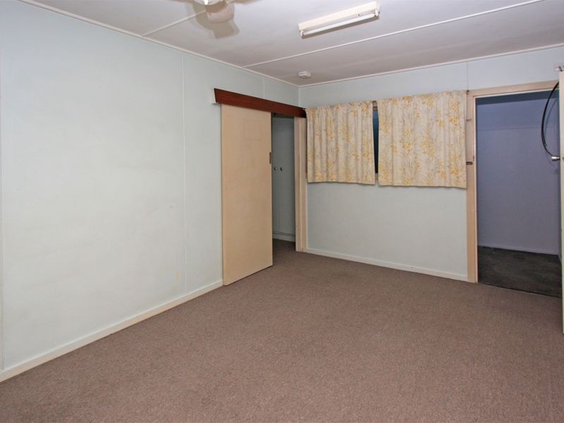 Pimlico QLD 4812