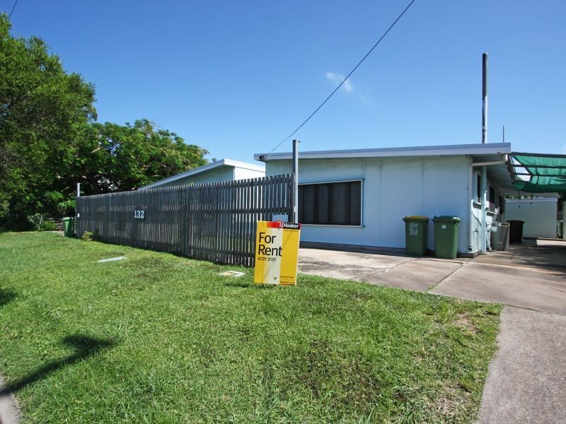 Pimlico QLD 4812