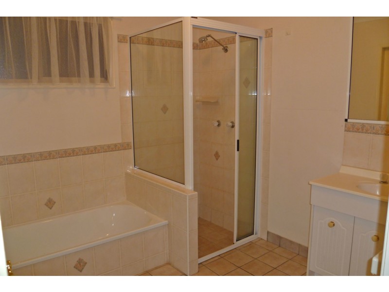 2/13 Pugh Street, Aitkenvale QLD 4814