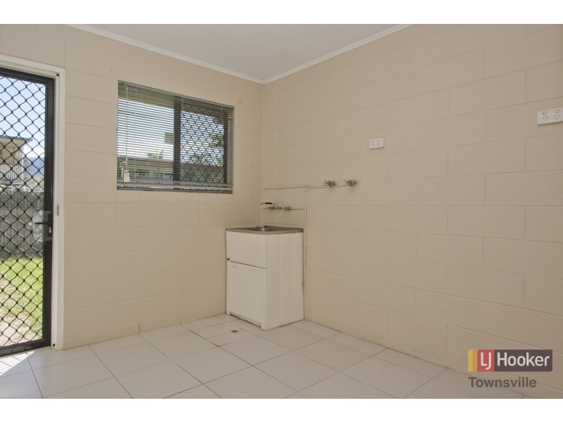 231 Stuart Drive, Wulguru QLD 4811