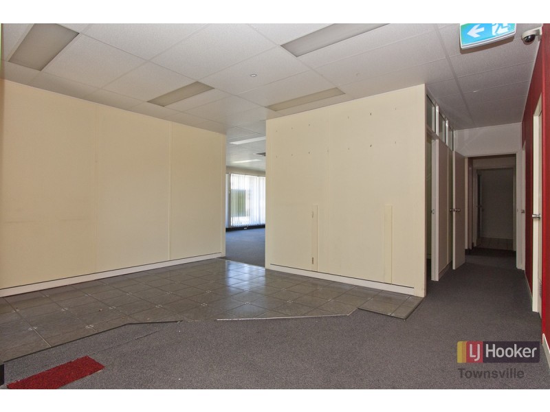 1/2 Oxley Street, Townsville City QLD 4810