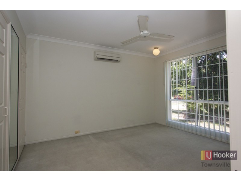 27 Lornsleigh Street, Mount Louisa QLD 4814