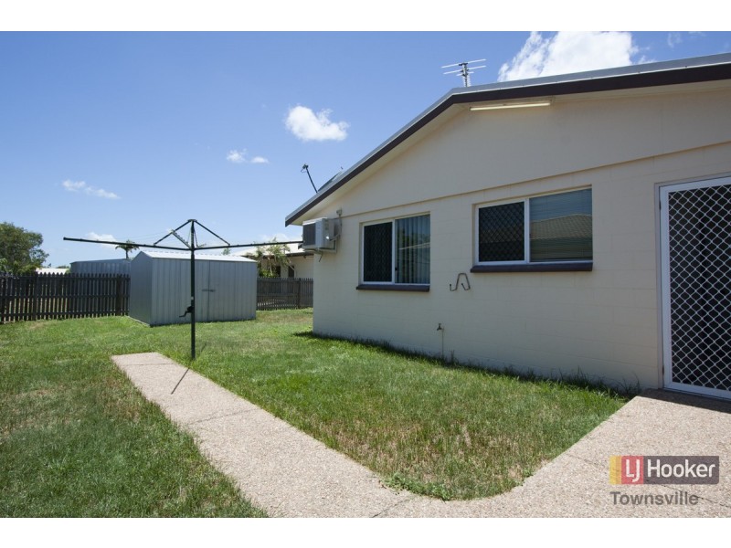 27 Lornsleigh Street, Mount Louisa QLD 4814
