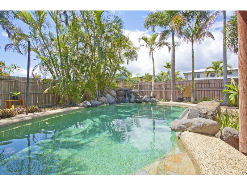 Garbutt QLD 4814