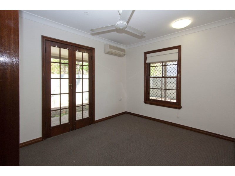 30 Gelling Crescent, Douglas QLD 4814