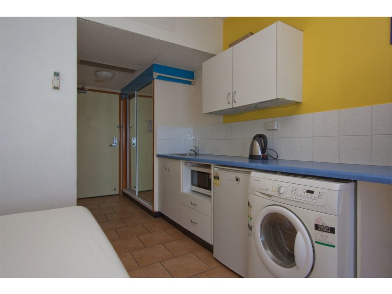 1204 & 1205/75 The Strand, North Ward QLD 4810