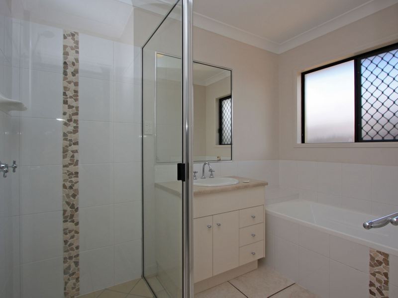 Bohle Plains QLD 4817