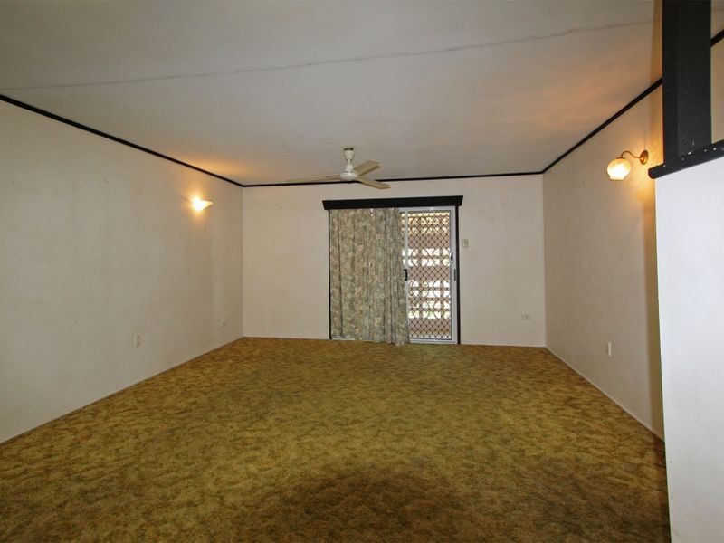 Pimlico QLD 4812