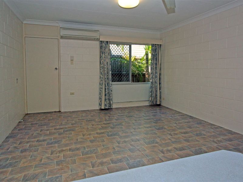 West End QLD 4810