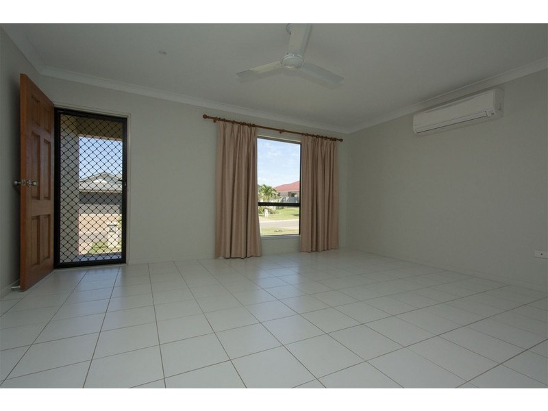 7 Coolidge Street, Mount Louisa QLD 4814