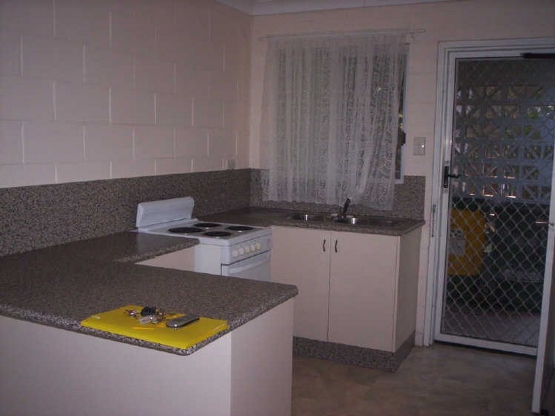 2/45 Clancy Street, Kirwan QLD 4817