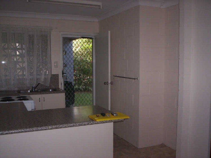 2/45 Clancy Street, Kirwan QLD 4817