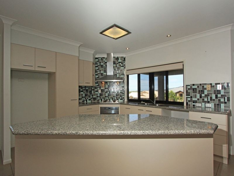 Mount Louisa QLD 4814