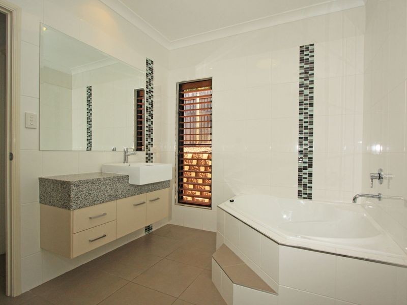 Mount Louisa QLD 4814