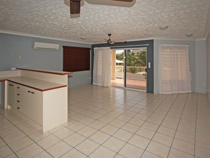 4/128 Eyre Street, North Ward QLD 4810