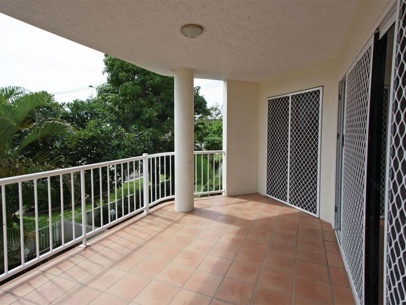 4/128 Eyre Street, North Ward QLD 4810