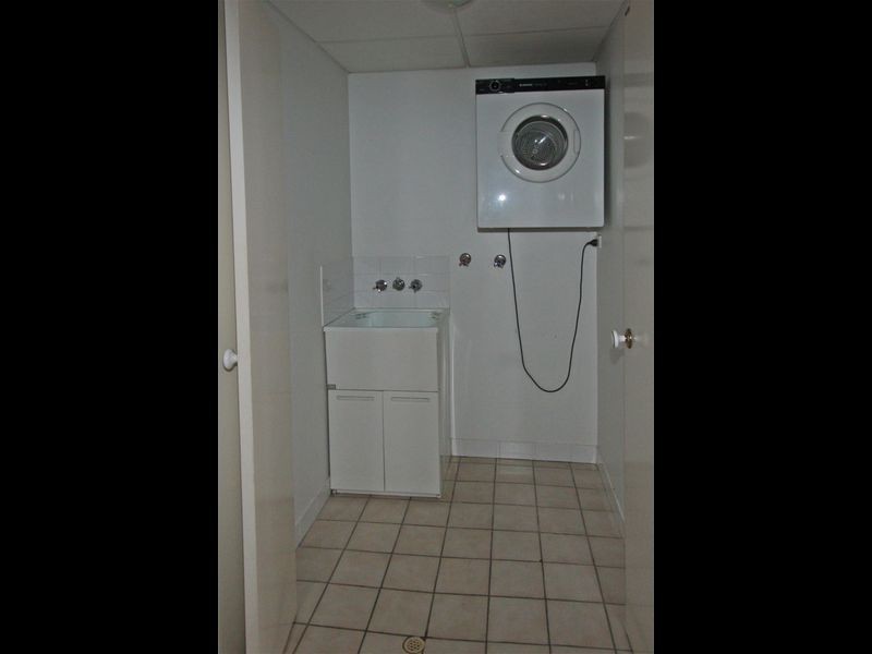 4/128 Eyre Street, North Ward QLD 4810