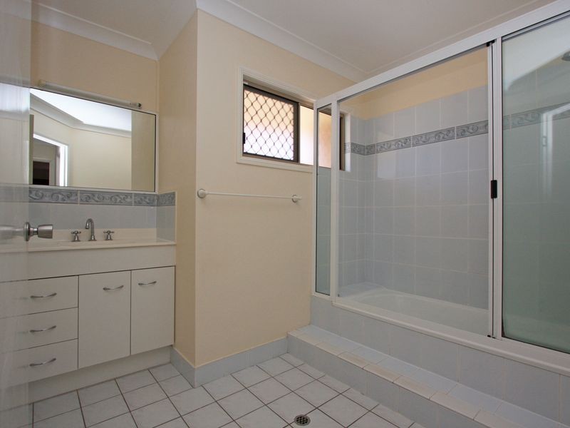 Railway Estate QLD 4810