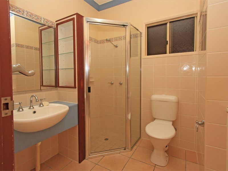 Railway Estate QLD 4810