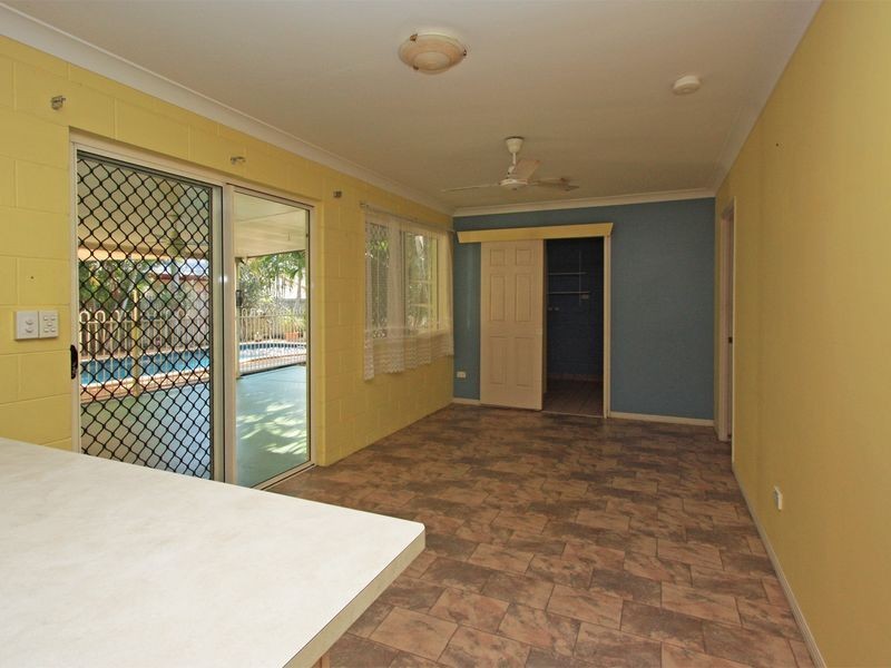 Mount Louisa QLD 4814