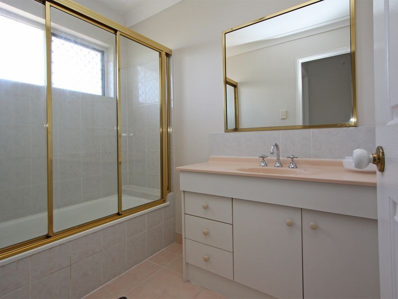 Railway Estate QLD 4810