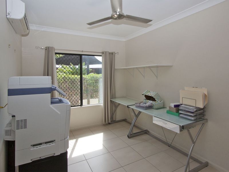 Bushland Beach QLD 4818