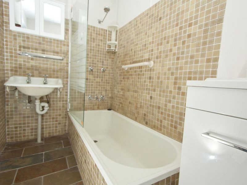 2/204 Denham Street, North Ward QLD 4810