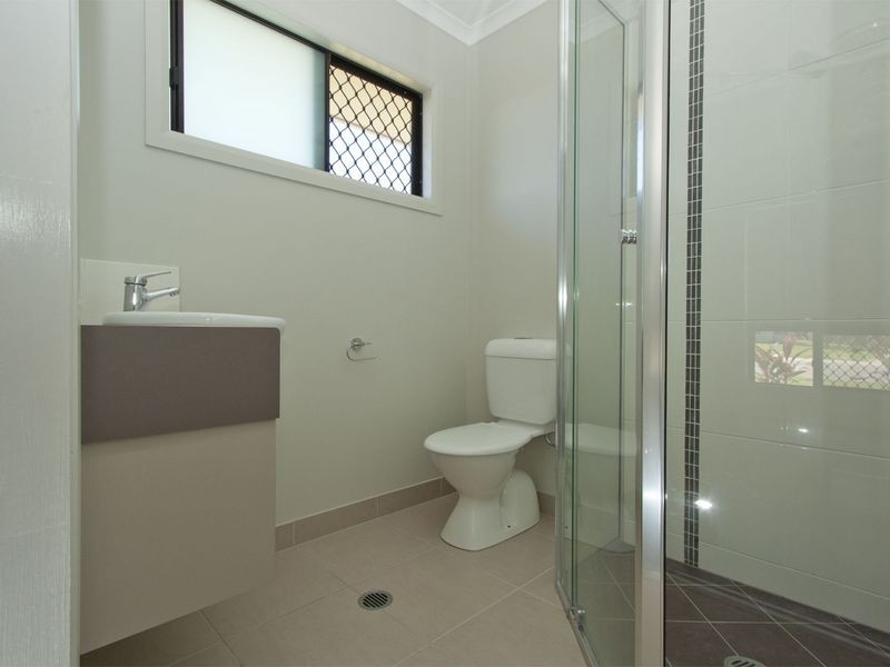 87 Daintree Drive, Bushland Beach QLD 4818