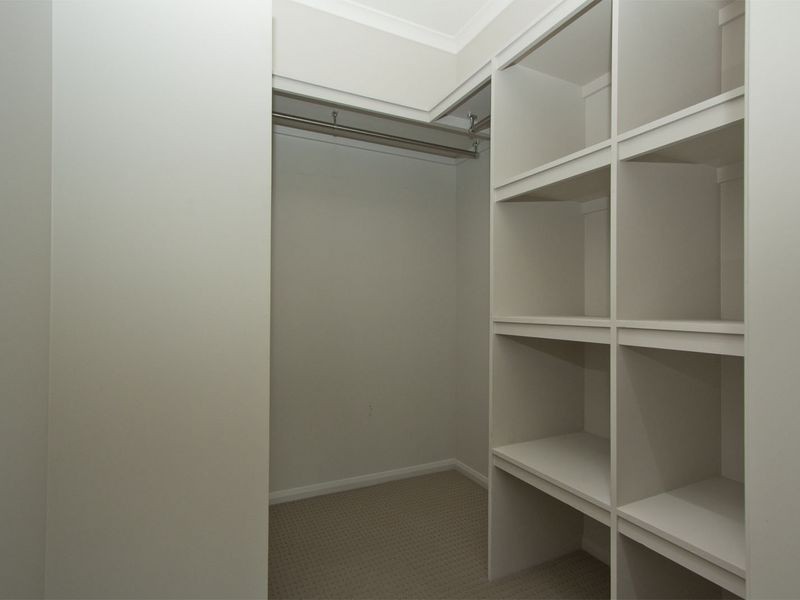 87 Daintree Drive, Bushland Beach QLD 4818