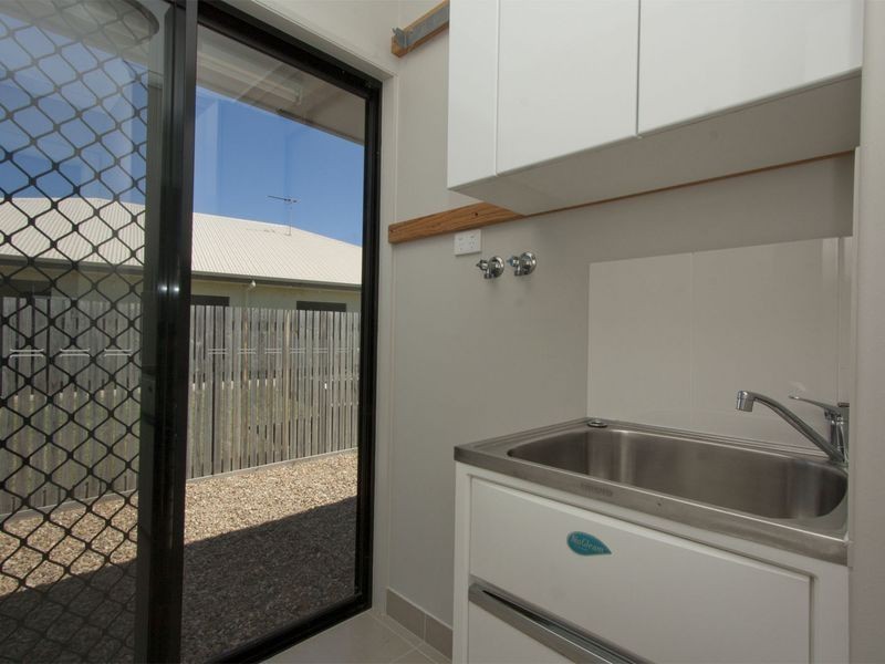 87 Daintree Drive, Bushland Beach QLD 4818