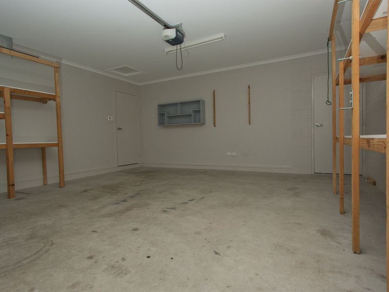 87 Daintree Drive, Bushland Beach QLD 4818