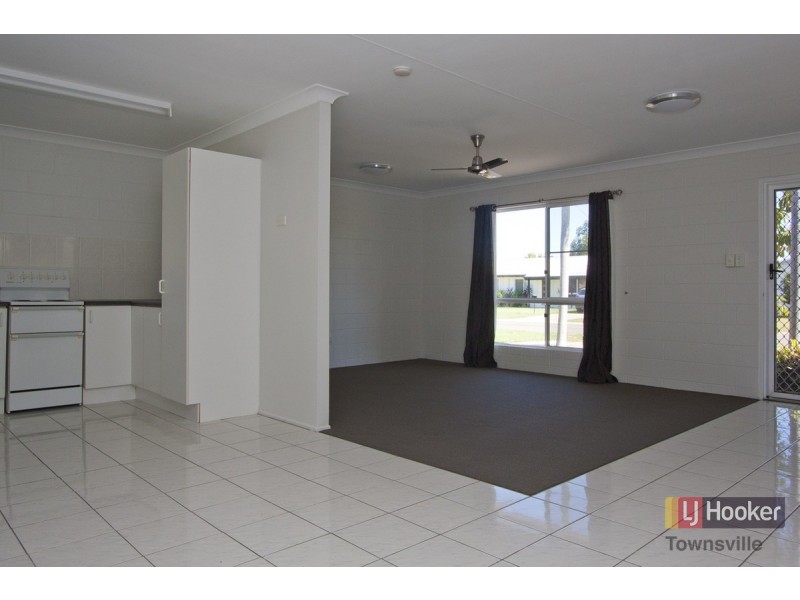 13 Tansey Court, Kelso QLD 4815