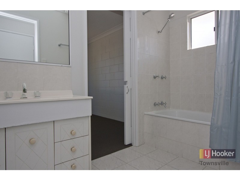 13 Tansey Court, Kelso QLD 4815