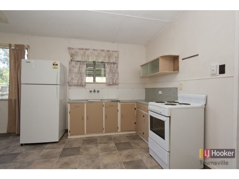 3/4 Benghazi Street, Aitkenvale QLD 4814