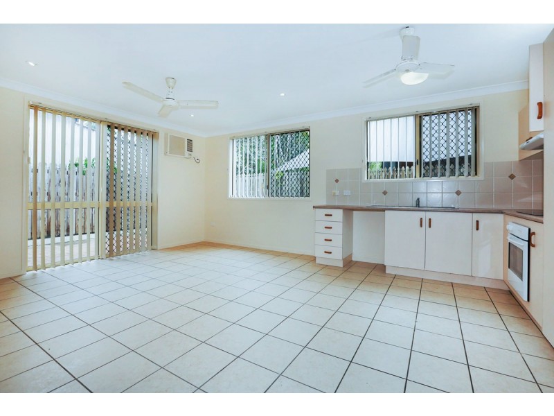 3/105 Tully Street, South Townsville QLD 4810