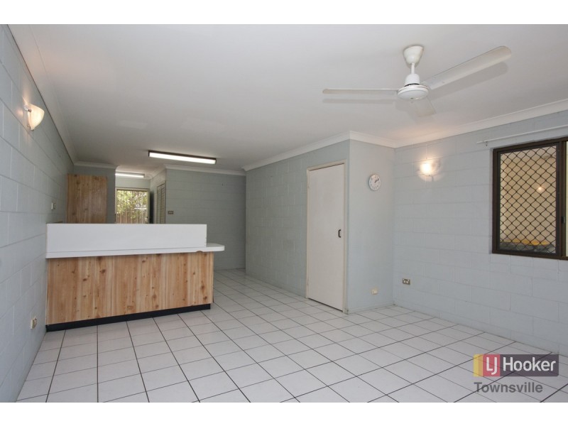 1/5 Halliday Street, Kirwan QLD 4817