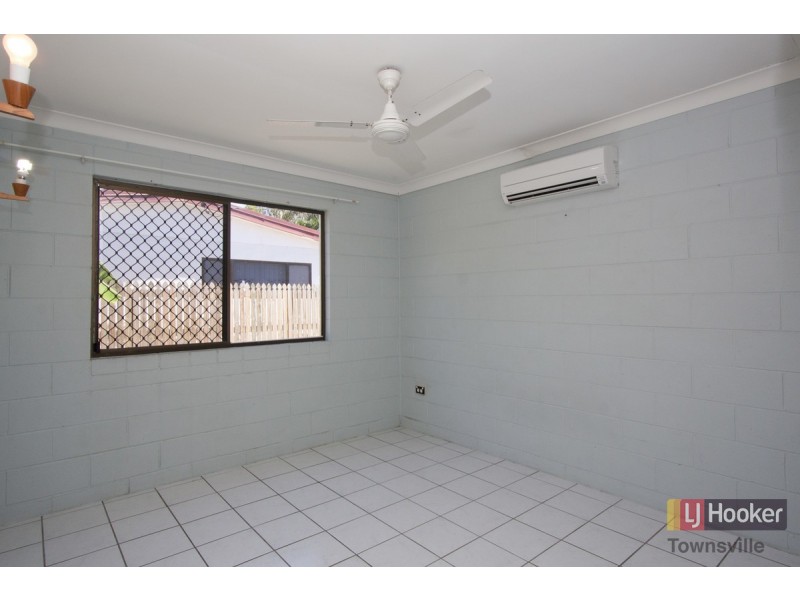 1/5 Halliday Street, Kirwan QLD 4817