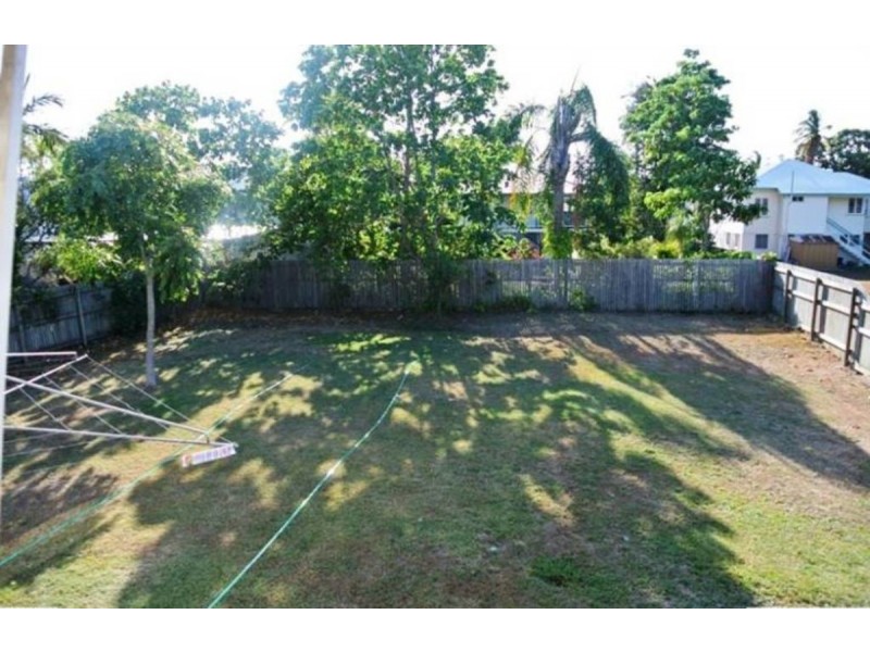 Railway Estate QLD 4810