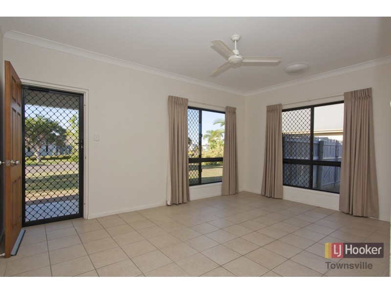 3 Meridian Court, Burdell QLD 4818