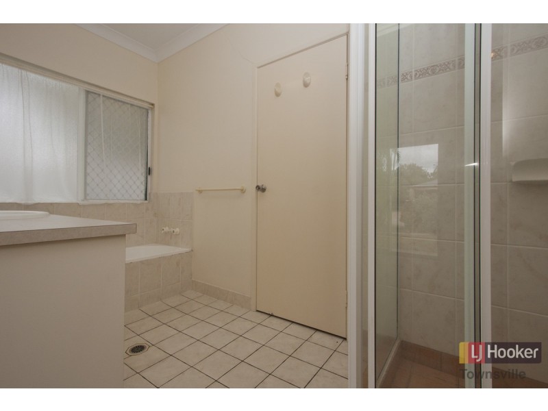 1/56 Fielding Way, Kirwan QLD 4817