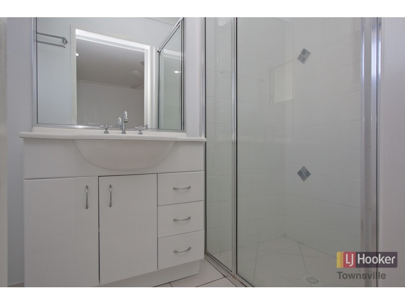 26 Ulysses Drive, Mount Louisa QLD 4814