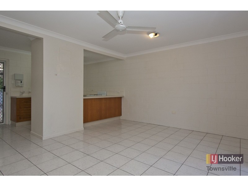 4/7 Palmerston Street, Pimlico QLD 4812